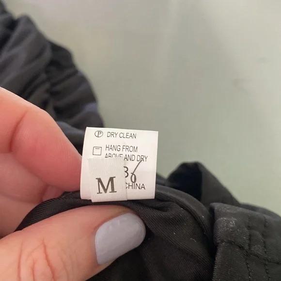 Black bodycon dress LBD - Picture 3 of 3